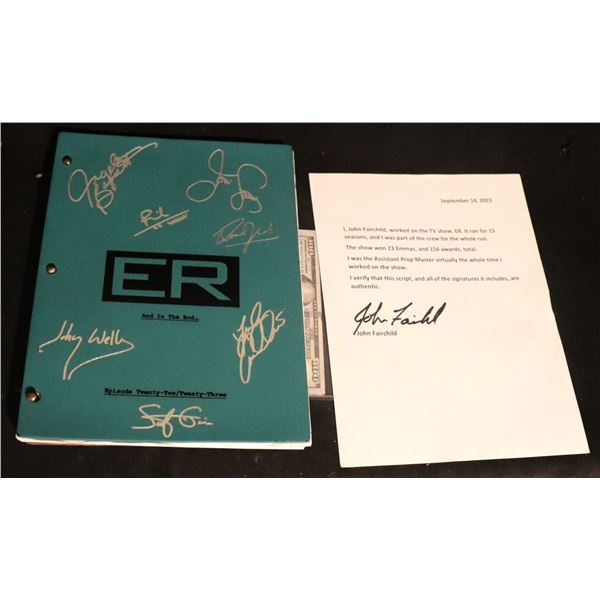 ER TV FINAL EPISODES SCRIPT SIGNED BY 7 CAST MEMBERS WITH LOA