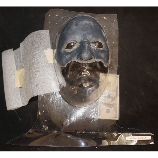 INSIDIOUS LIPSTICK-FACE RED DEMON BACK UP HERO APPLIANCE A