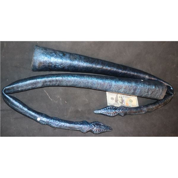 TENTACLES ALIEN CREATURE DEMON STABBING ENDS LOT OF 2