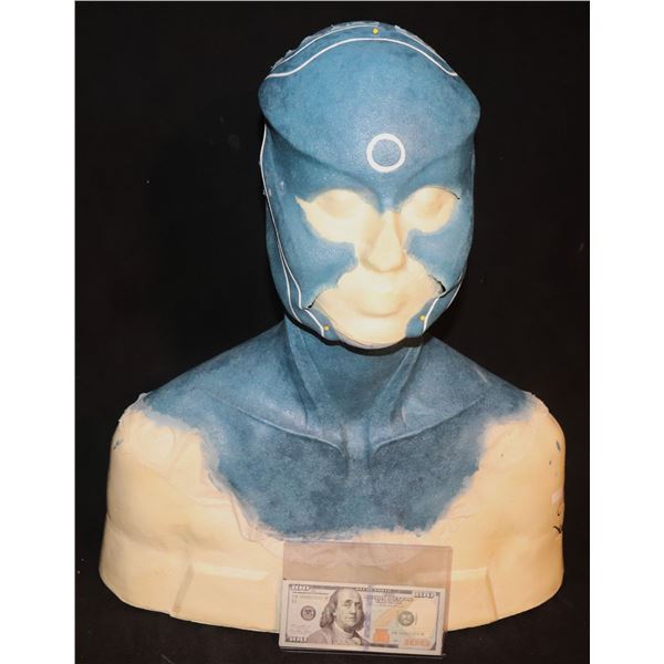 FEMALE BLUE ALIEN COWL AND FACE APPLIANCES ON BUST A