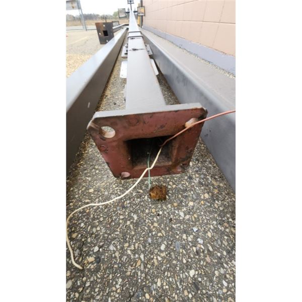 Light Stand With 4 LED Lights 30' Long