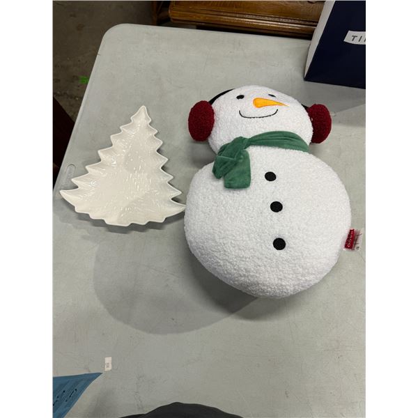 Snowman and serving dish