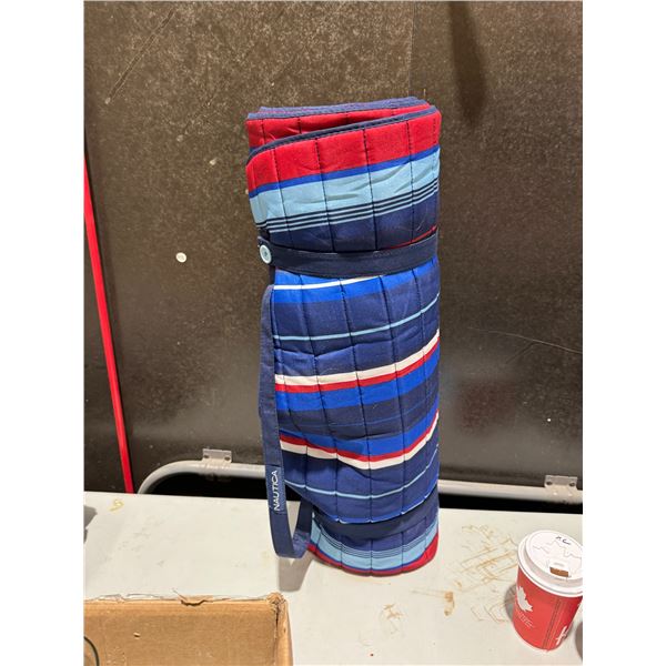 Nautica mat with pillow