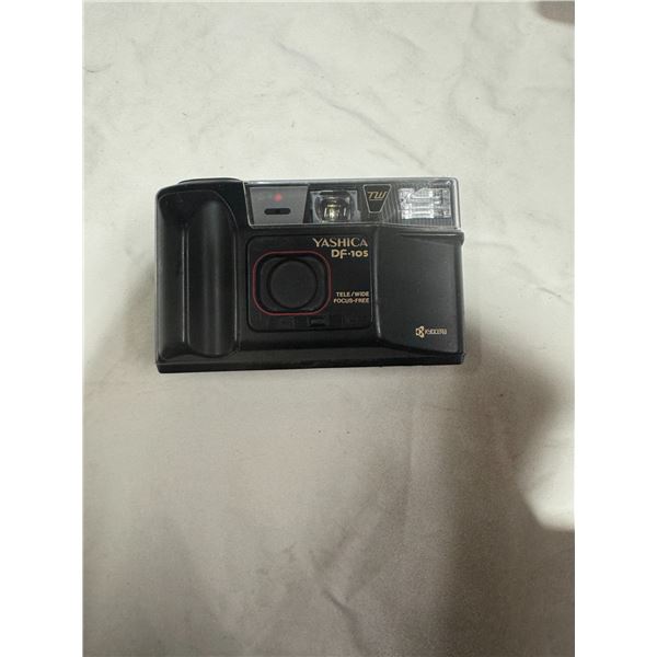 Yashica DF 10s camera