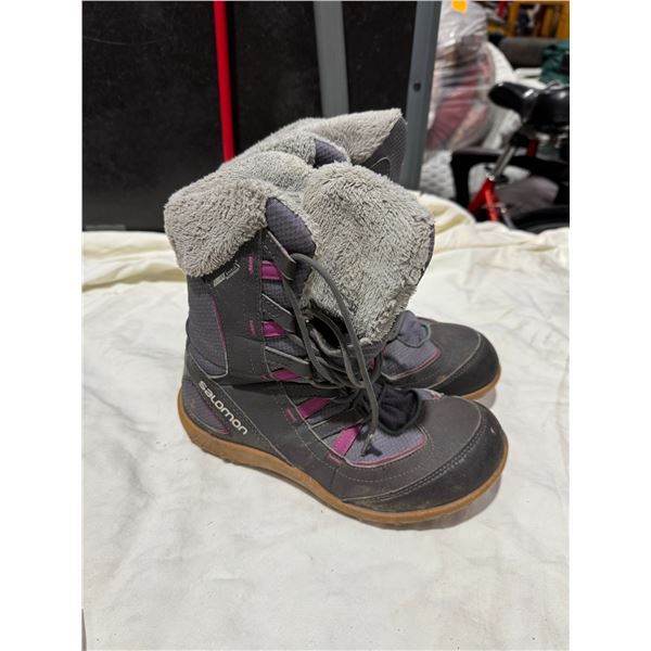 Salomon boot size 6.5
