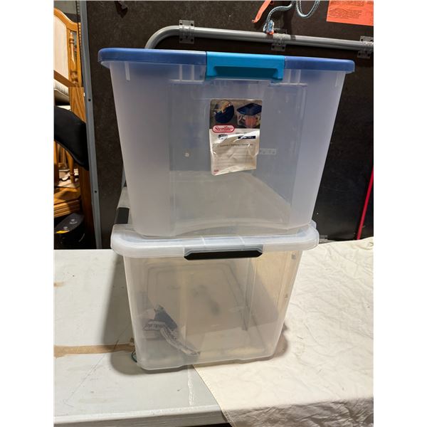 2 storage bins