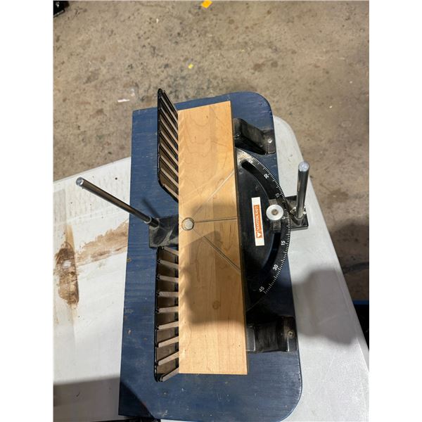 Mastercraft saw guide