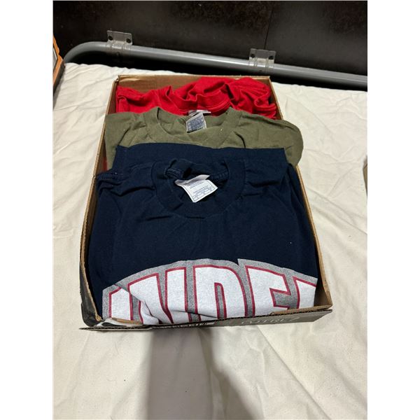Men's large T-shirts