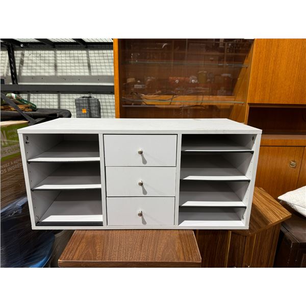 Organize cabinet