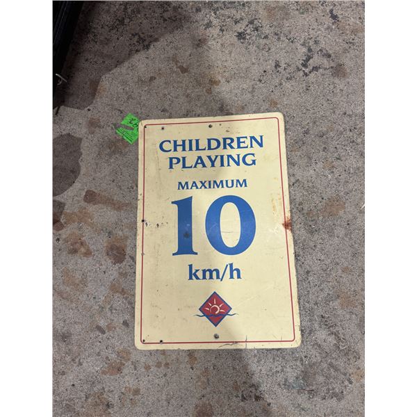 Children playing sign