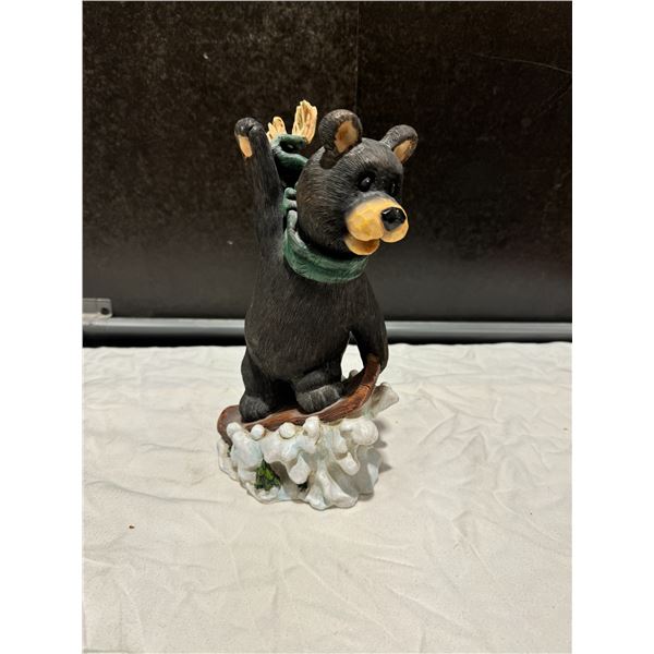 Snowboarding, bear figurine