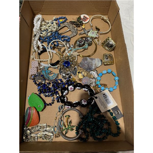 Costume jewelry lot