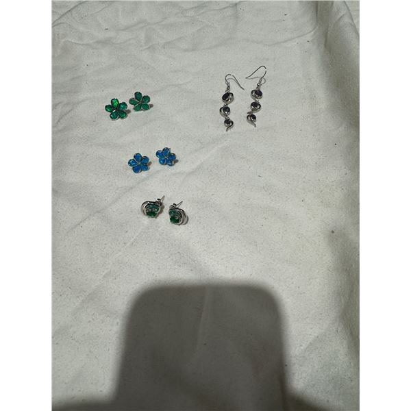 4 pairs 925 earrings