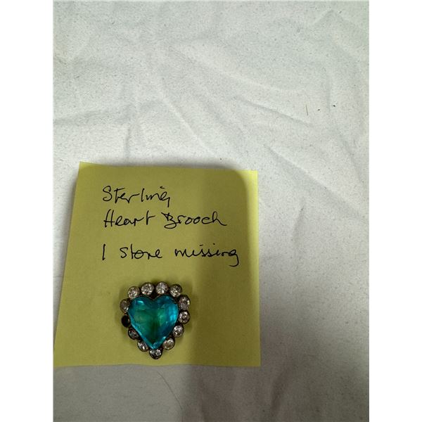 Sterling heart brooch one stone missing