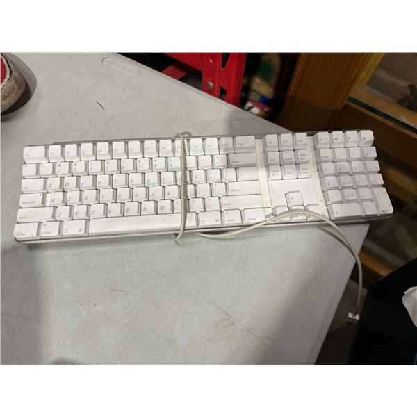 Apple keyboard
