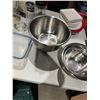 Image 4 : Kitchen items lot
