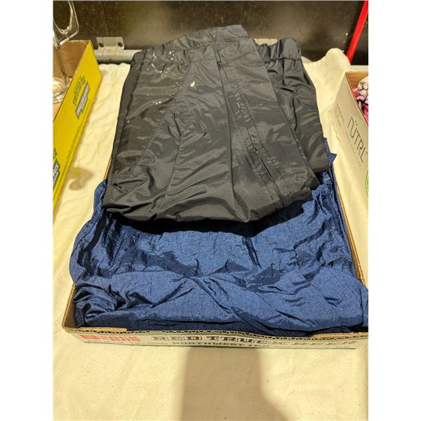 Medium men's rain pants