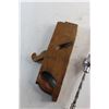 Image 4 : (2) Moulding Planes and Vintage Yanke Screwdriver