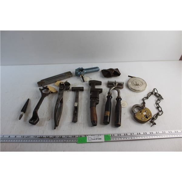 Horse Clippers, Hammer, Measuring Tape, Folding Ruler, Wrenches and Lock