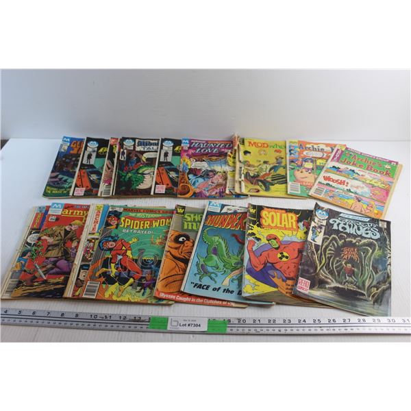 (10+) Vintage Comics - Spider Woman. Haunted Love and Archie