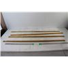 Image 1 : (4) Yard Sticks