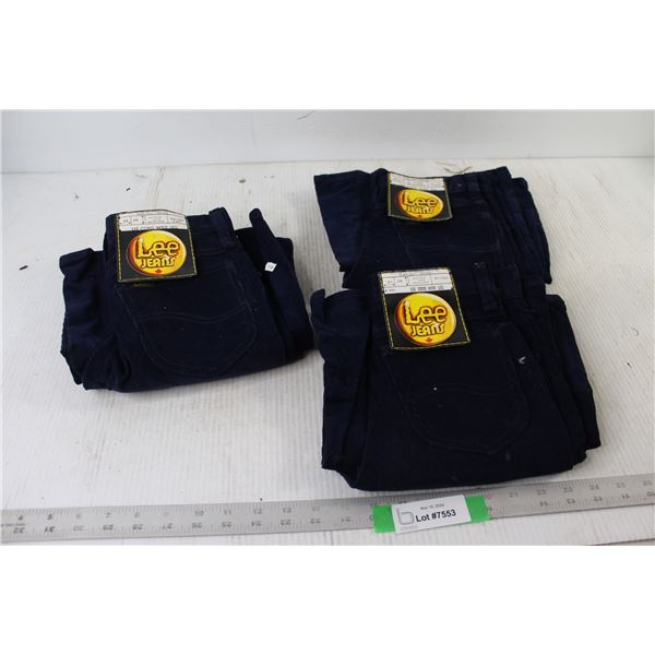 (3) Pairs Of Lee Jeans
