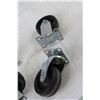Image 3 : (4) Casters