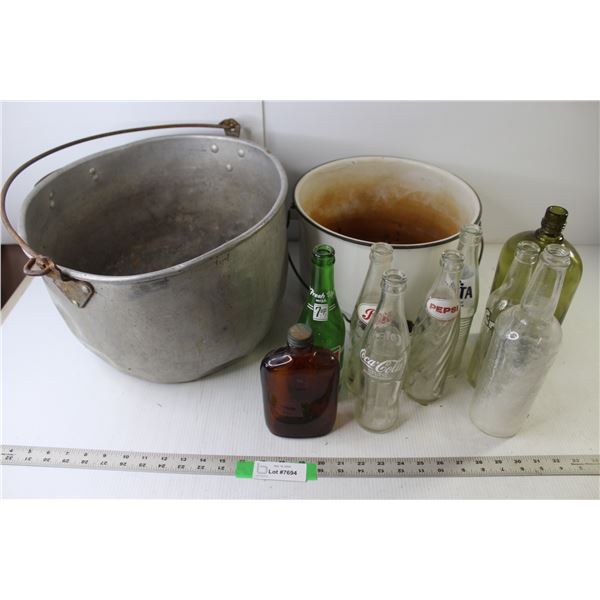 (2) Vintage Kettles ( 16" Dia & 11.5" Dia, (9) Vintage Glass Bottles (Pepsi, Fanta, 7UP)