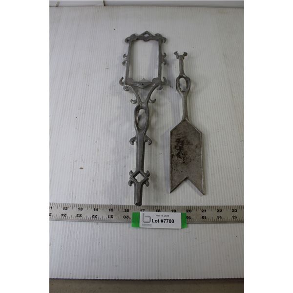 Aluminum Vintage Wind Direction Gauge - As Is