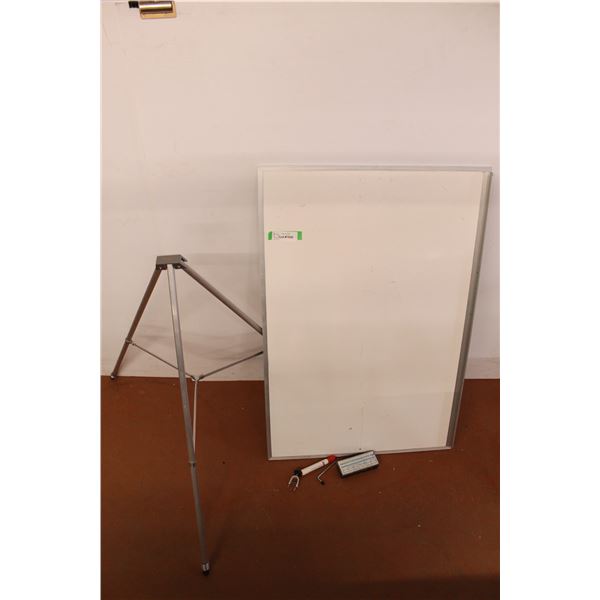 *Aluminum Easel- Missing Parts- As Is