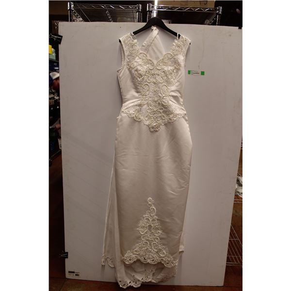 * Wedding Dress - Size 14