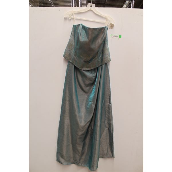 * Prom/Graduation Dress - 2XL