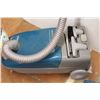 Image 3 : * Kenmore Vacuum w/Extra Bags - Powers On, as is