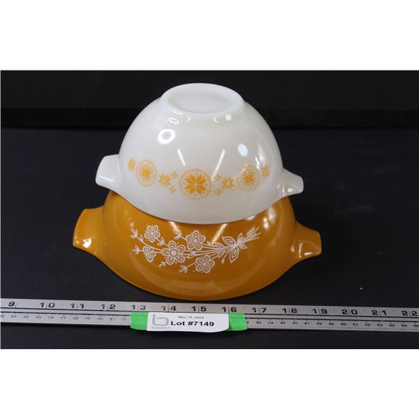 (2) PYREX 1.5 Litre & 0.5 Litre Mixing Bowls: Butterfly Gold & Town and Country