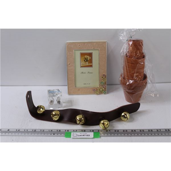 Jingle Bells, Honda Run for Women 1985 Coin Block, Assorted Terra Cotta Pots, Picture Frame (4" x 6"