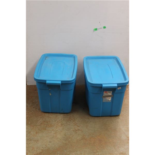 *(2) Rubbermaid Roughneck Plastic Storage Totes with Lids 21'' x 17''