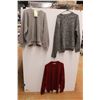 Image 1 : * (3) Sweatshirts - Size L