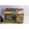 Image 2 : Cyclone Bicycle Helmet - Size S/M