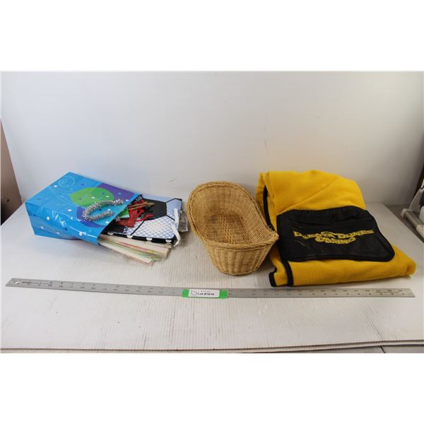 Dakota Dunes Casino Blanket, Wicker Basket, Gift Bags