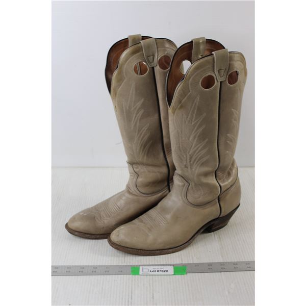 Size 11 1/2 Cowboy Boots