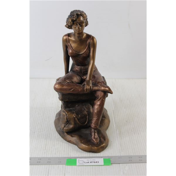 Statue Of a Women - 13  Tall