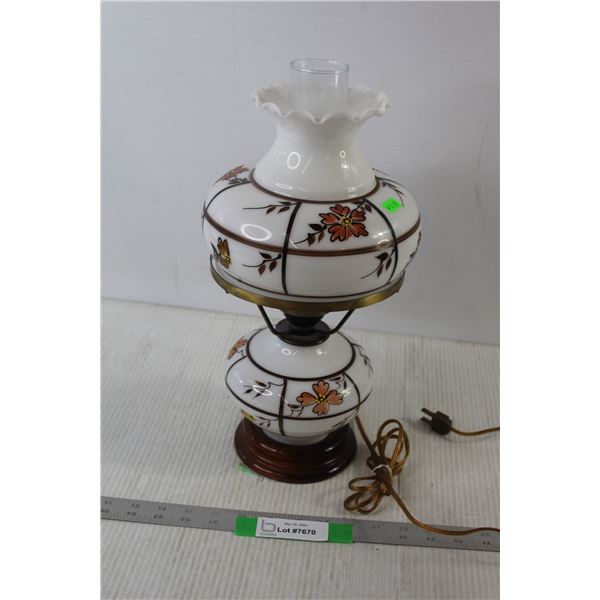 Lamp - tested Powers On