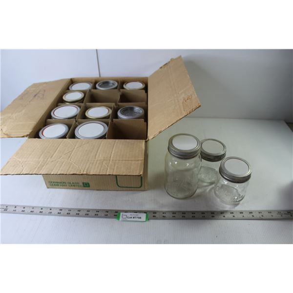 (12) Canning Jars With Lids