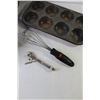 Image 3 : Oven Roaster, Muffin Pan, Whisk, Bottle/Can Opener