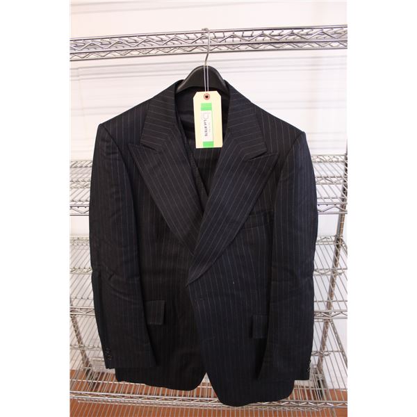 *Leishman Pure Wool Men's Suit Jacket w/ Vest And Pants- Size XL