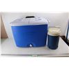 Image 1 : Igloo Playmate Insulated Liquid Container, Rubbermaid Cooler w/ Wheels, 21'' x 14'' x 18''