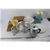 Image 1 : Lot Of various Items, Colander, (2) Sets Of Salt and Pepper Shakers, Misc.