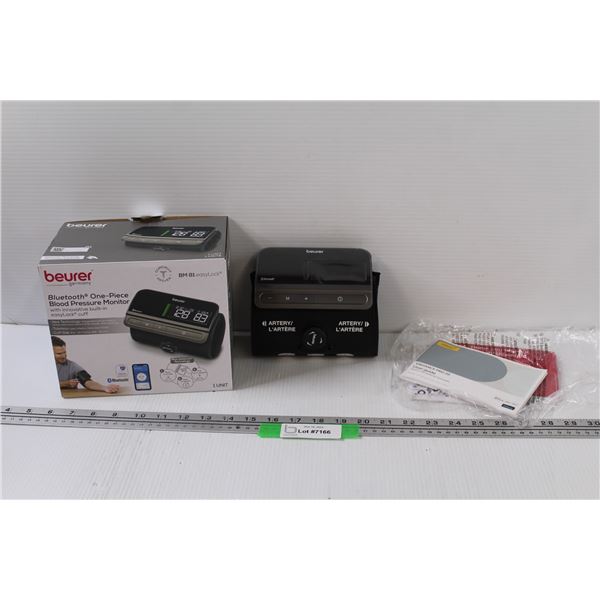 Beurer Bluetooth blood pressure monitor turns on