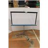 Image 1 : * Adjustable & Folding Da-Lite Projector Screen - 44" Long