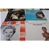 Image 2 : (10 ) Records: Liza Minelli, Fly me to the Moon, Joan Baez, Anne Shelton, Misc.